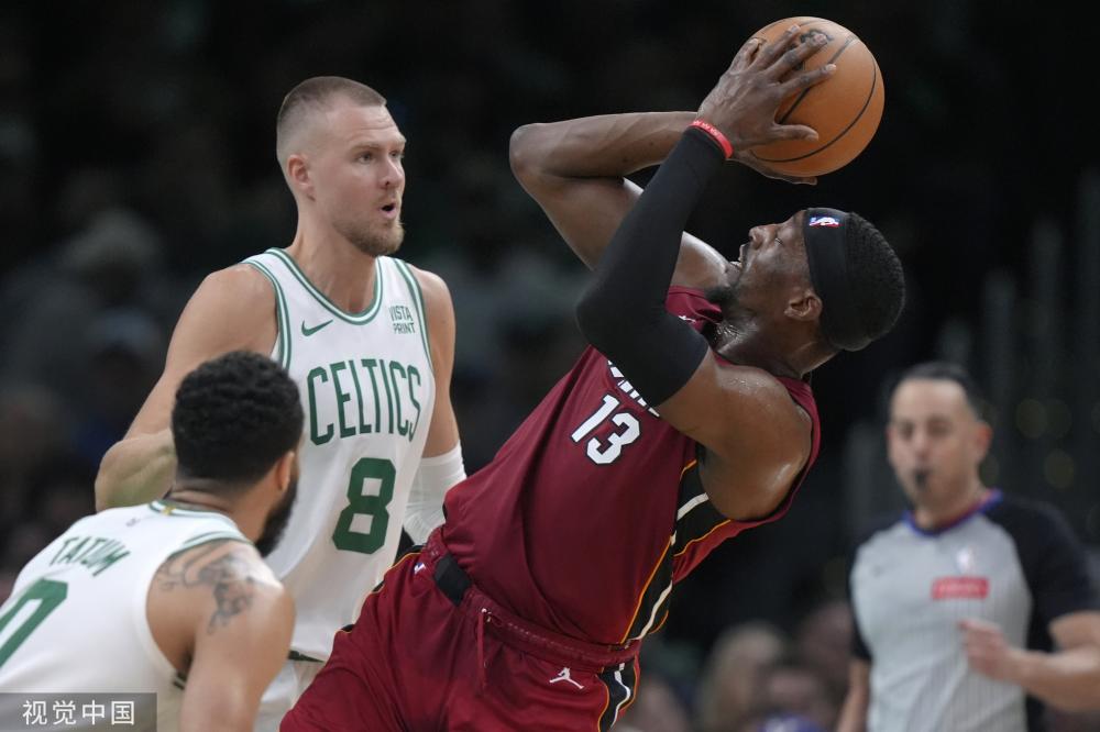 穿插了两人 穿插了两人