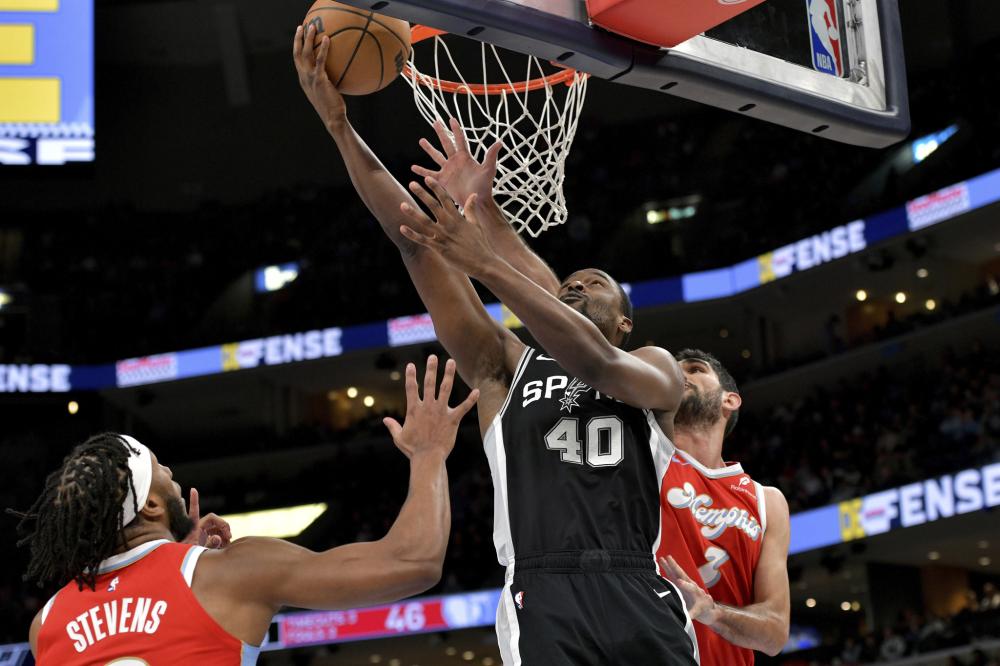 凭借出色的 凭借出色的